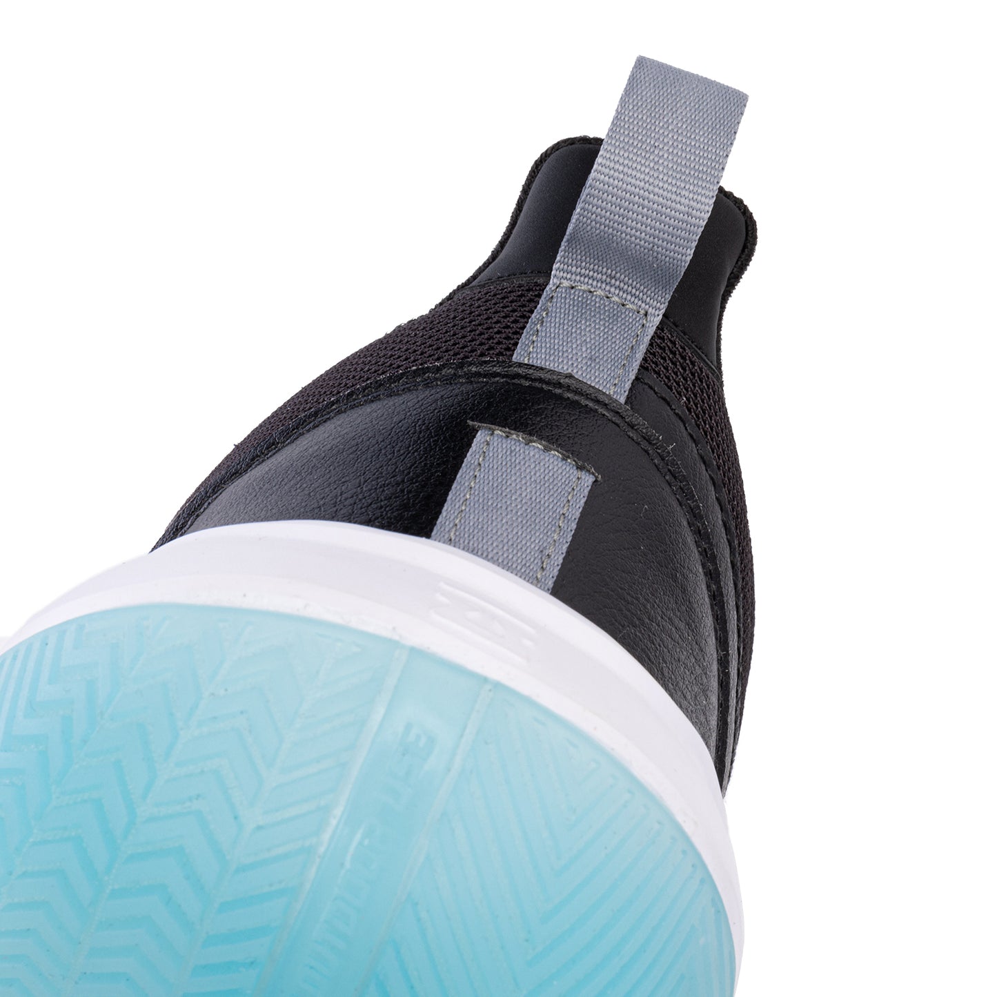 Basketballschuh Storm schwarz - ABPQ045-1